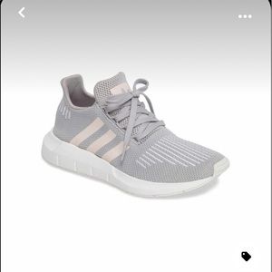 Adidas swift run